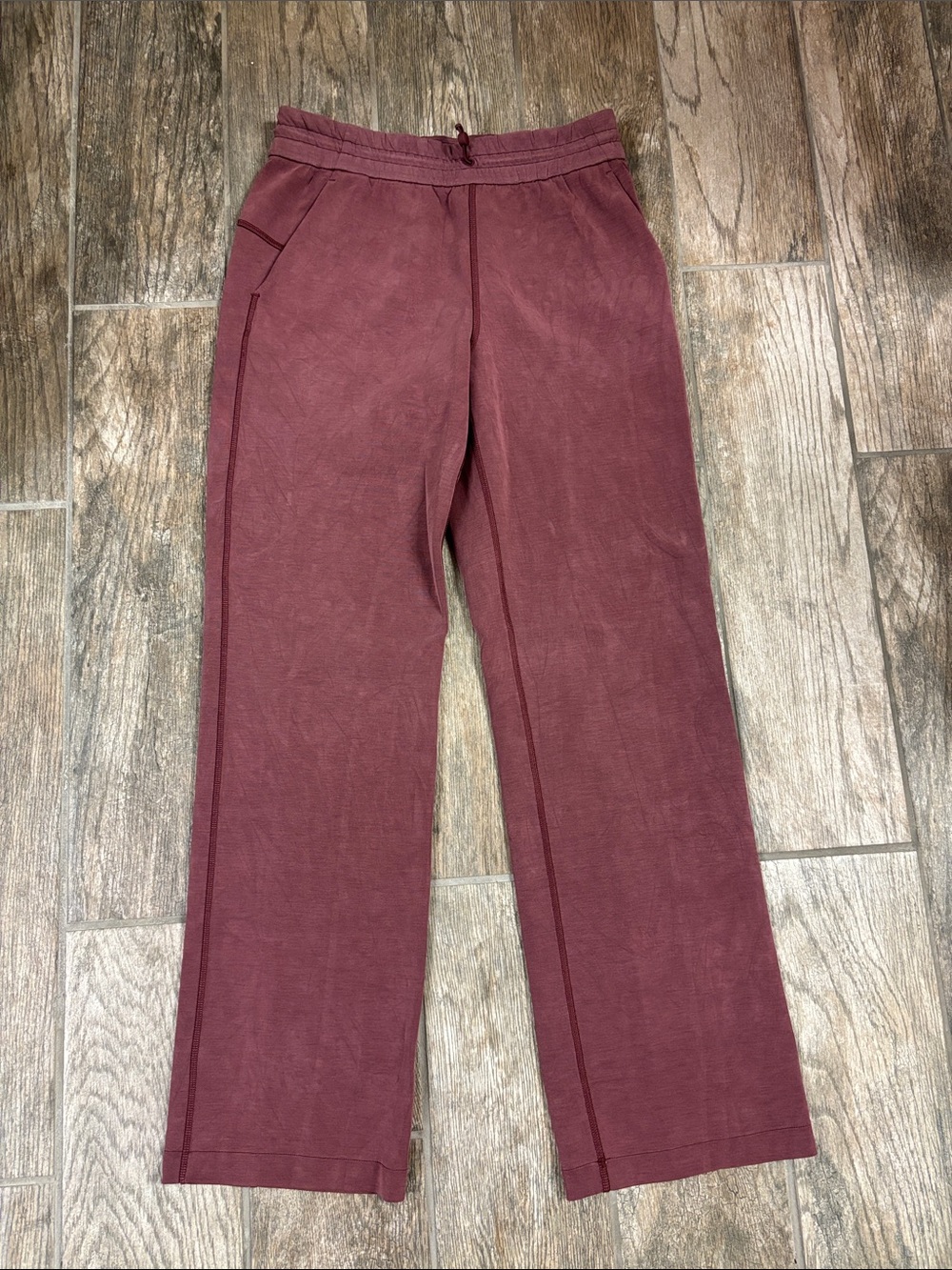 Lululemon Softstreme Straight Leg Pants Womens 6 Red Merlot High Rise Toggle